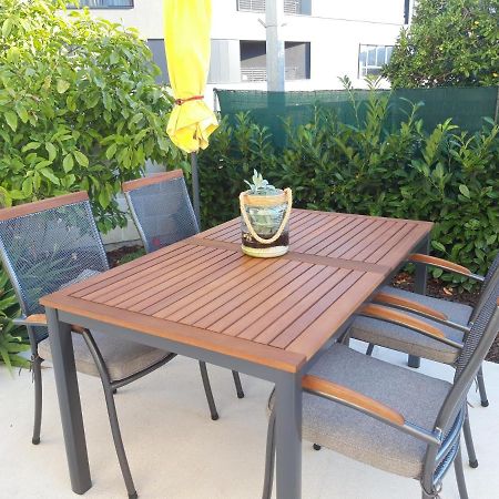 מליני Iris Apartment מראה חיצוני תמונה